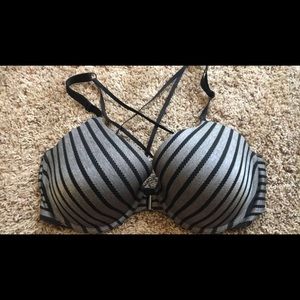Victoria’s Secret T shirt bra